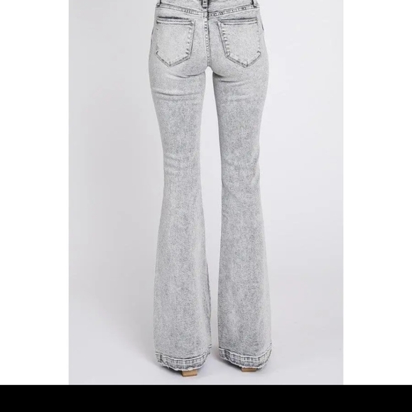 Grey wash jeans - Picture 3 of 3